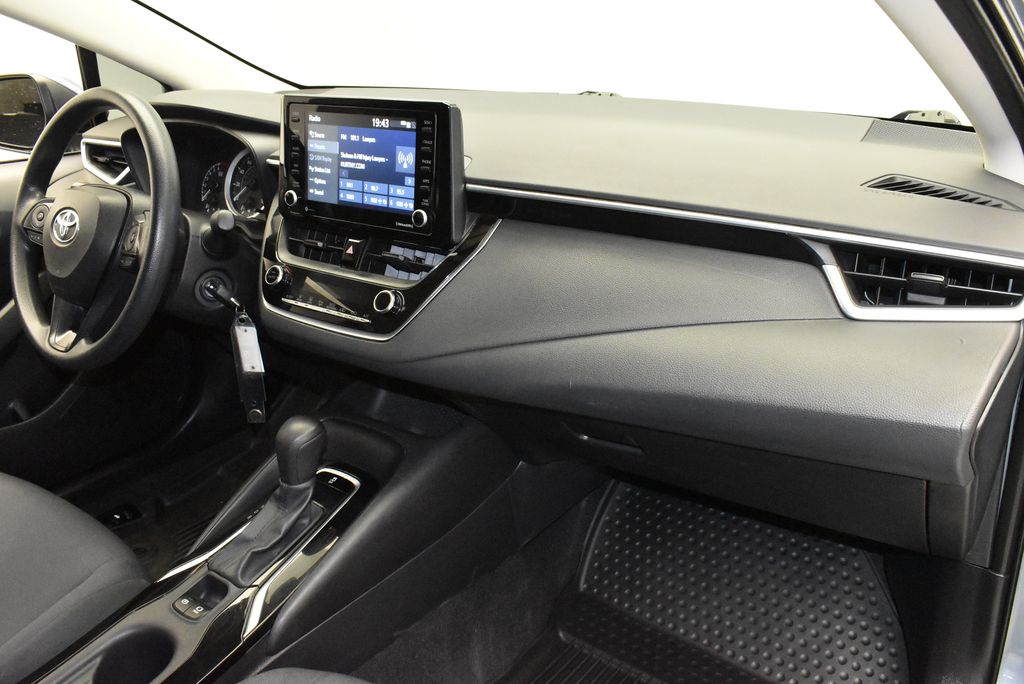 Thumbnail: 2022 Toyota Corolla - 22