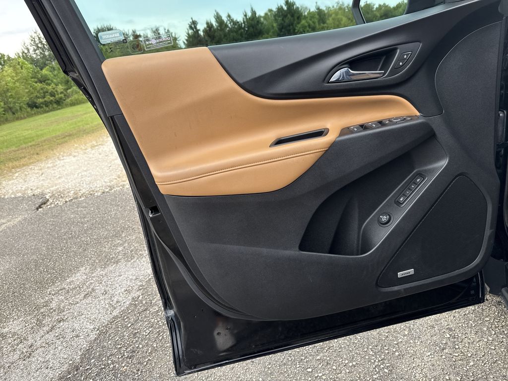 2021 Chevrolet Equinox Premier - 9