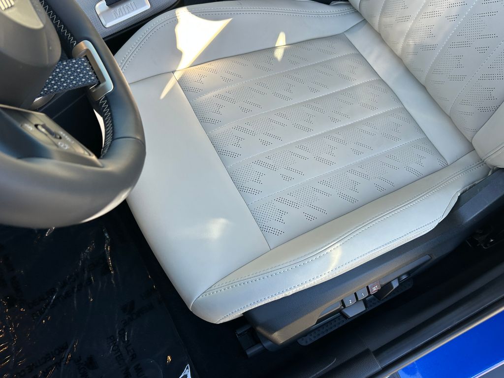 Thumbnail: 2025 MINI Cooper - 15