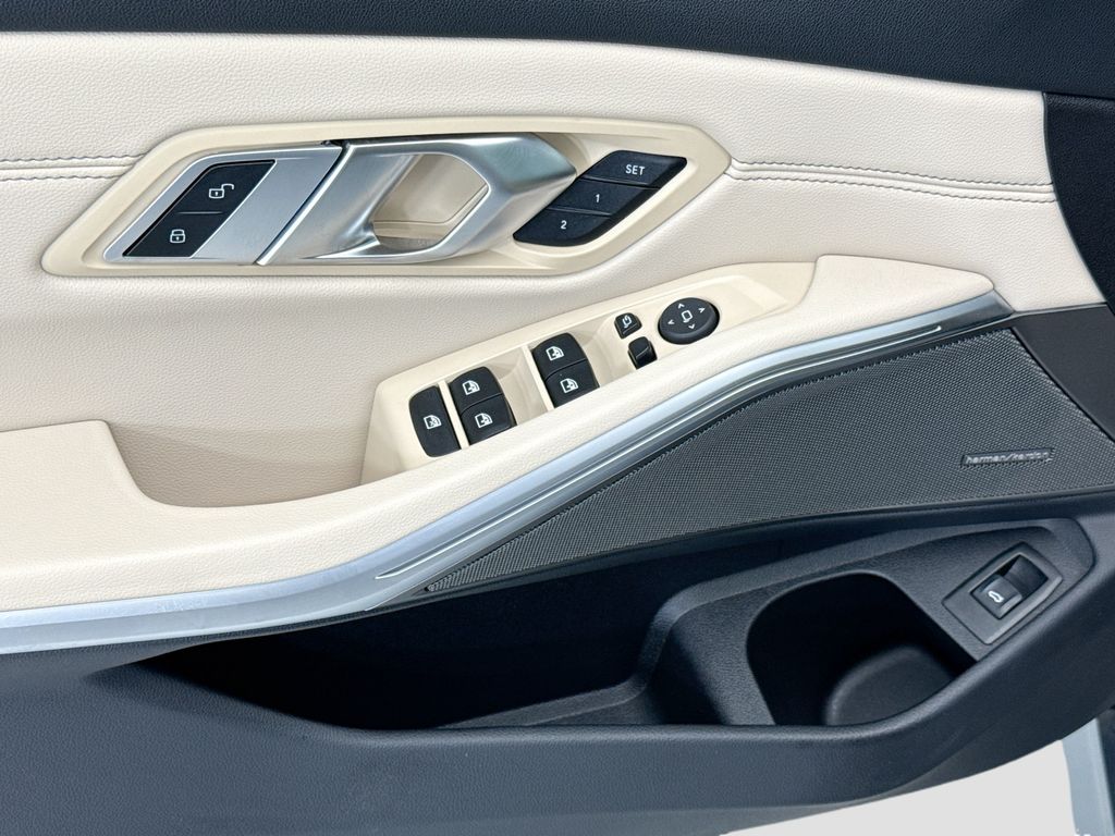 Thumbnail: 2023 BMW 3 Series - 22