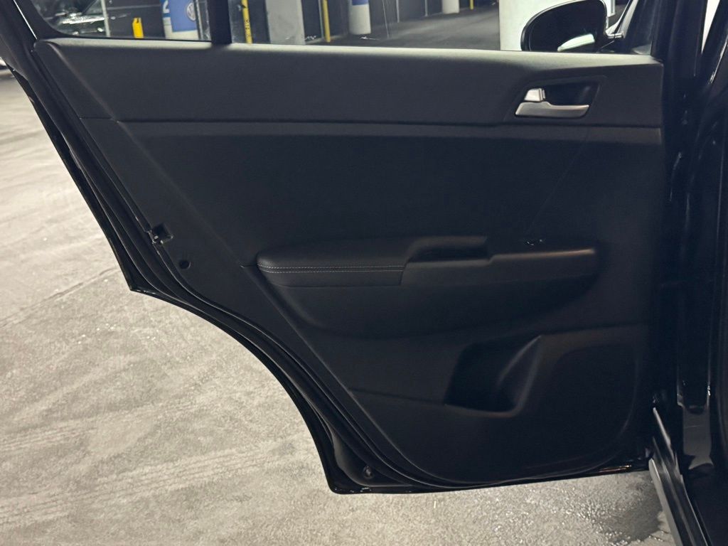 2020 Kia Sportage LX photo 16