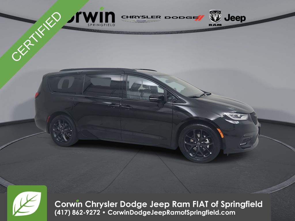 2025 Chrysler Pacifica Limited FWD