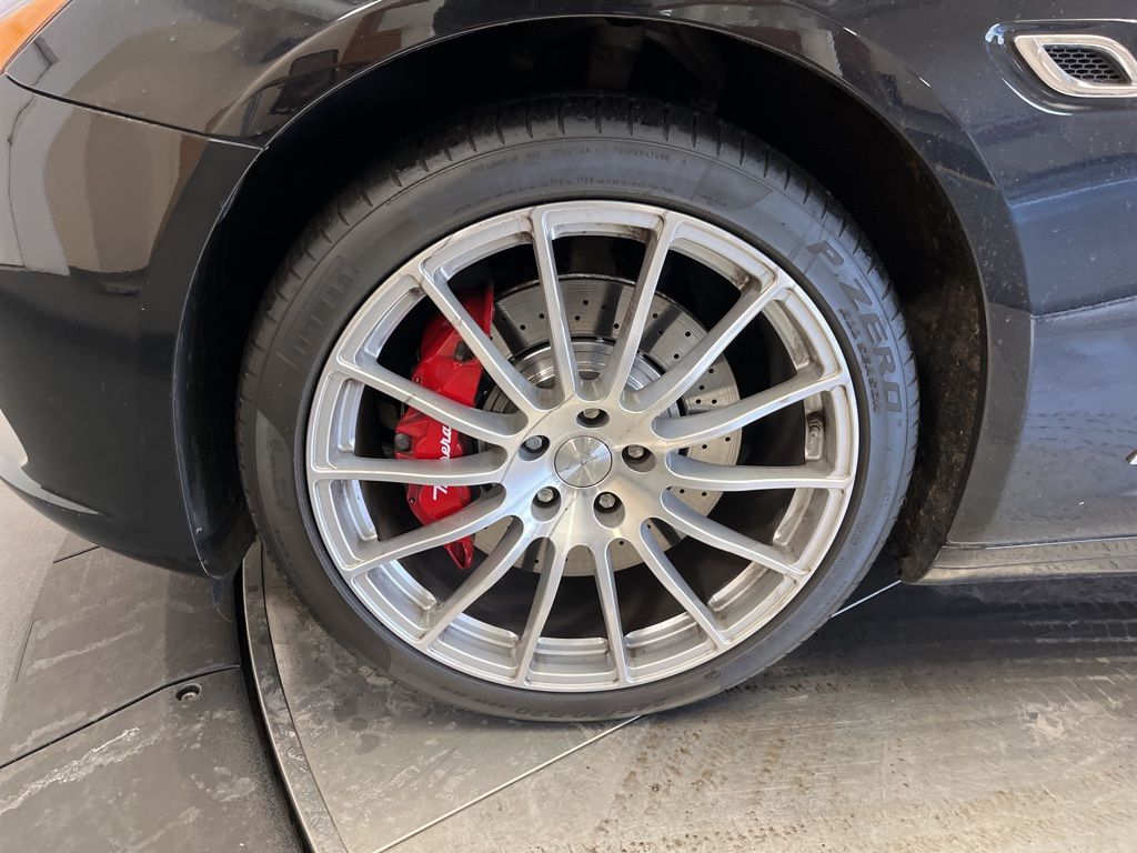 Thumbnail: 2018 Maserati Quattroporte - 10