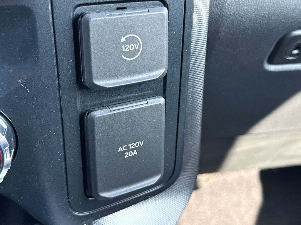 New 2026 Black Ford Platinum image 36