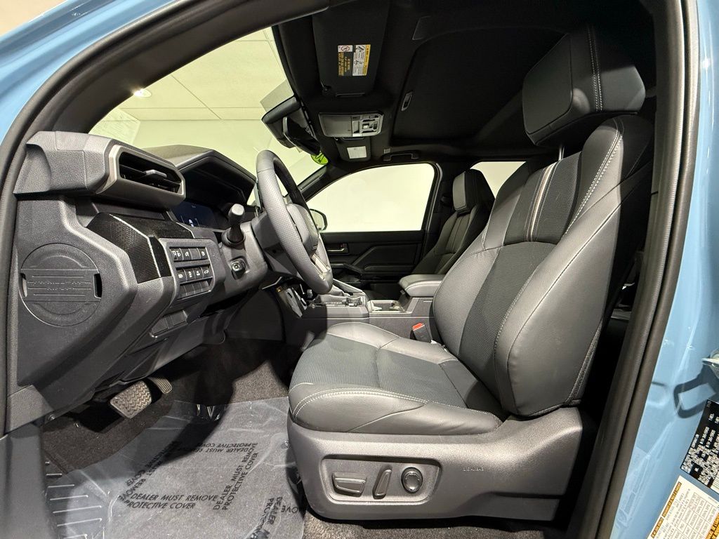 Thumbnail: 2026 Toyota 4Runner - 12