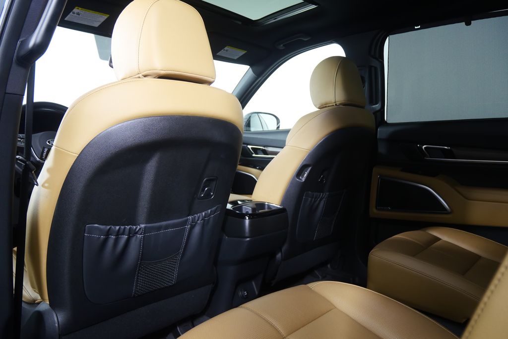 Thumbnail: 2021 Kia Telluride - 20