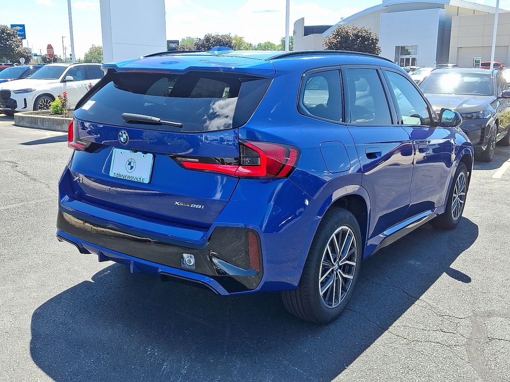 Thumbnail: 2026 BMW X1 - 4