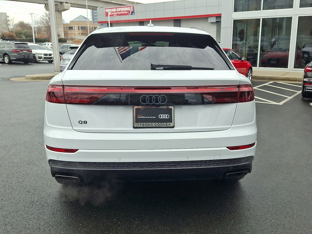 Thumbnail: 2025 Audi Q8 - 5