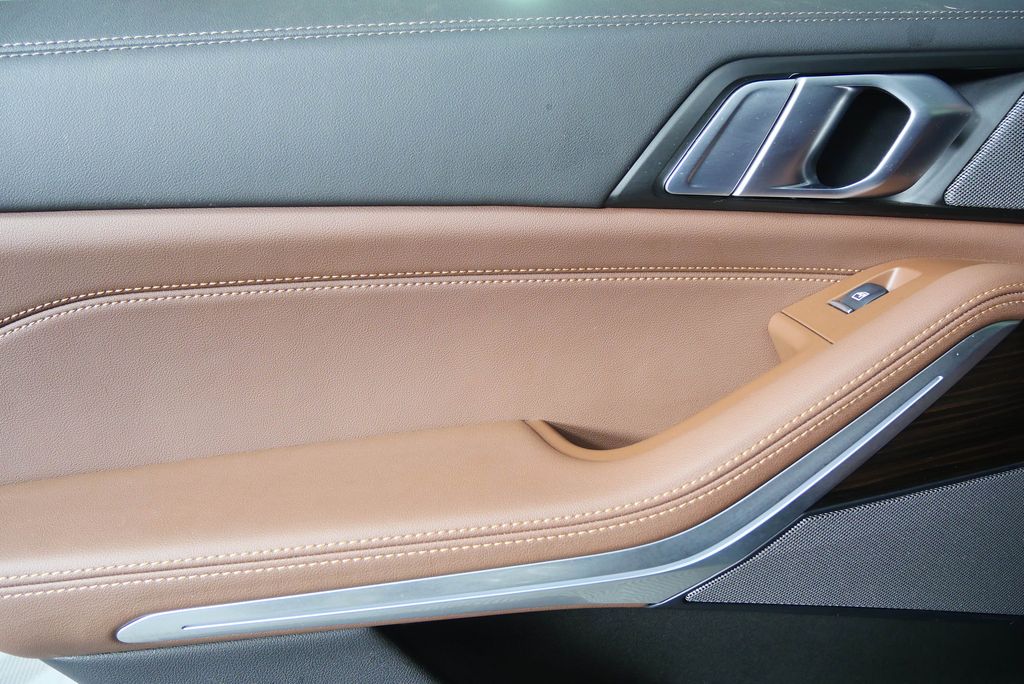 Thumbnail: 2024 BMW X5 - 14