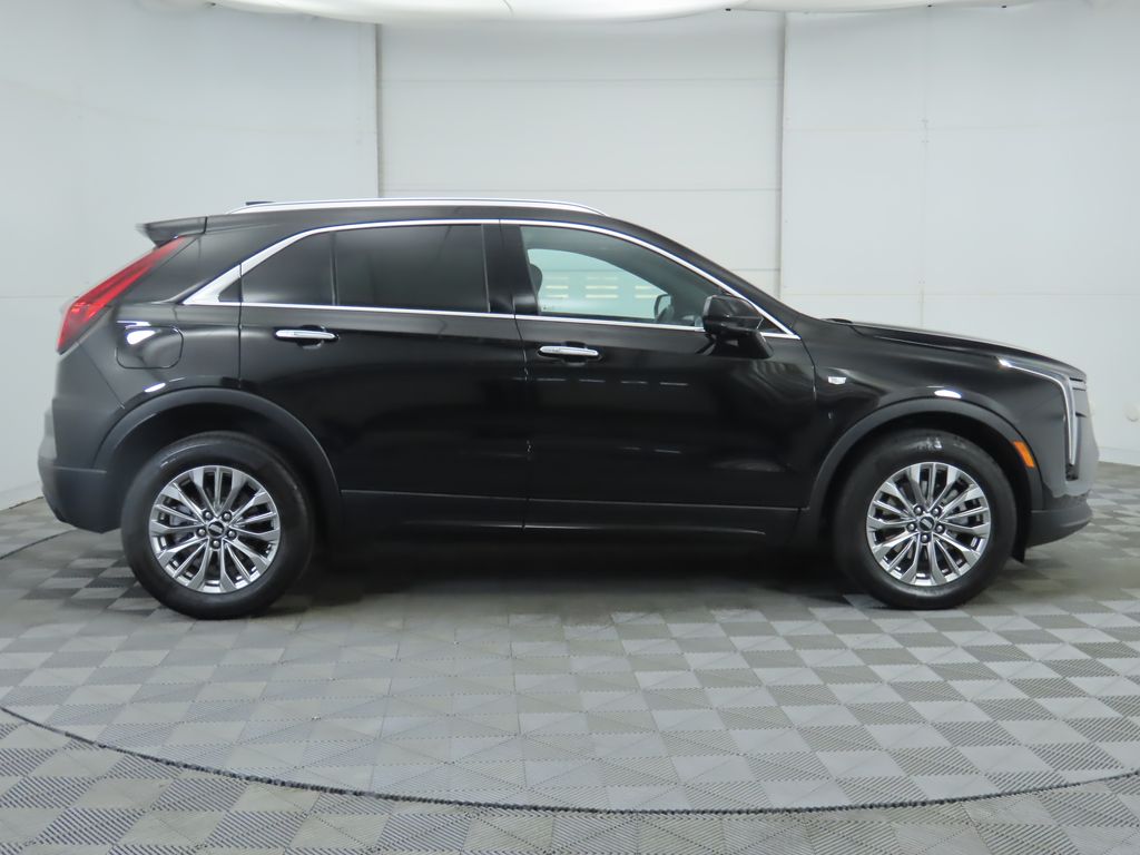 Thumbnail: 2025 Cadillac XT4 - 4