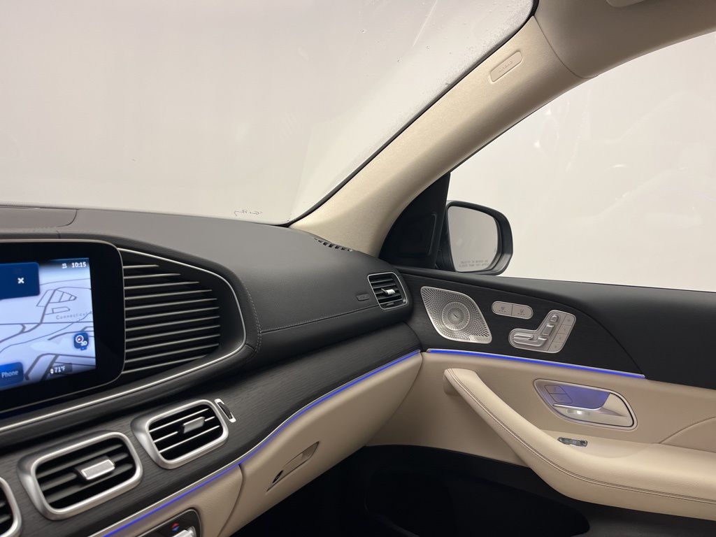 Thumbnail: 2026 Mercedes-Benz GLS - 22