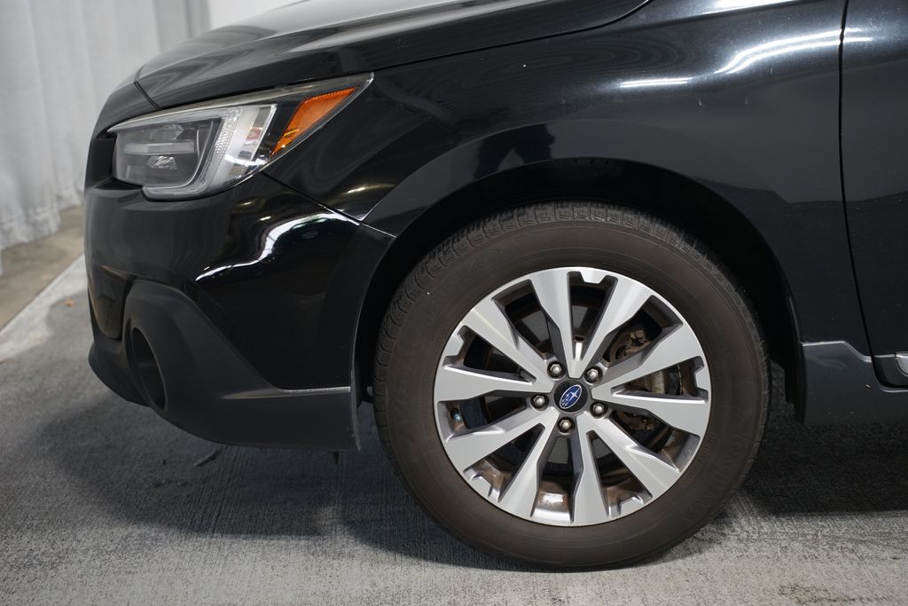2019 Subaru Outback 3.6R Touring 5
