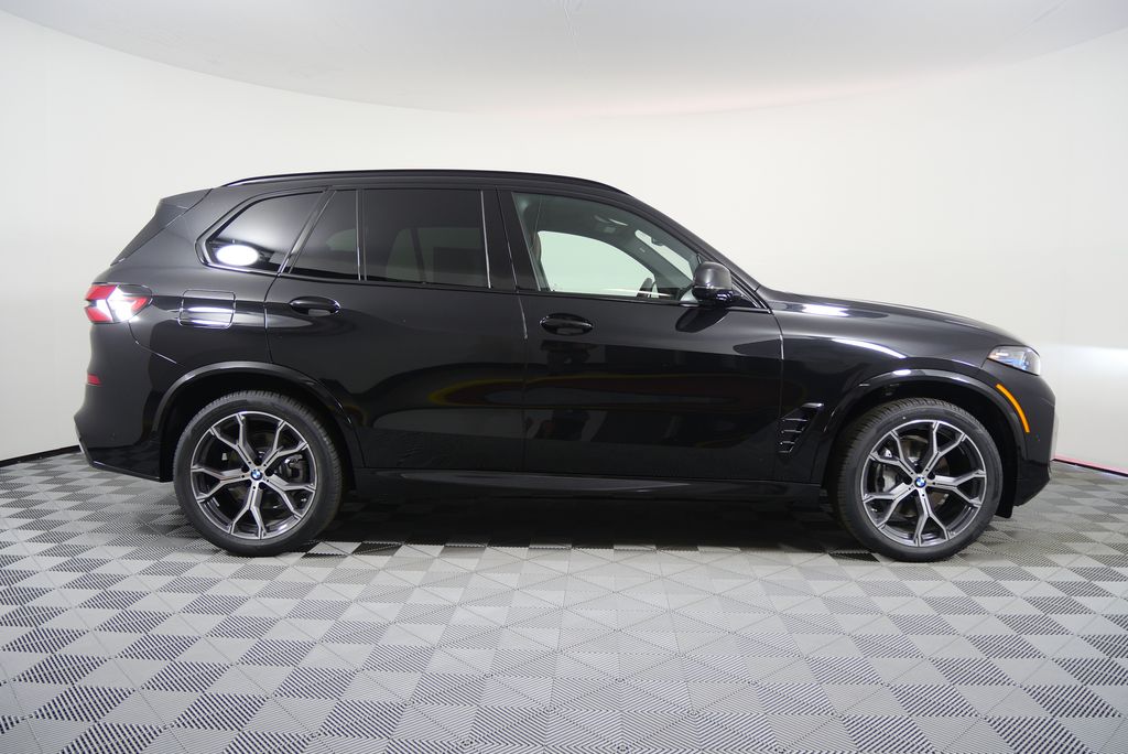 Thumbnail: 2026 BMW X5 - 2