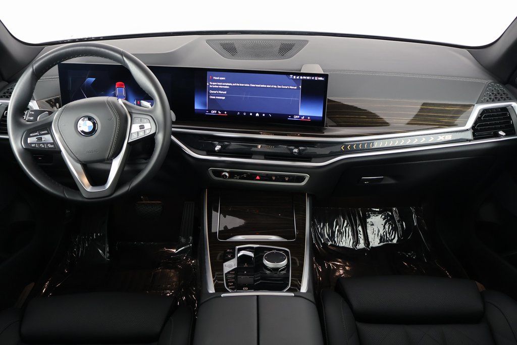 Thumbnail: 2025 BMW X5 - 8