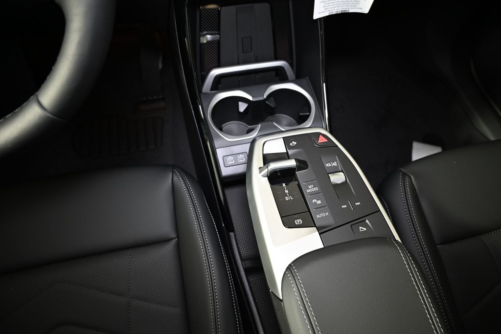 Thumbnail: 2026 BMW X1 - 19