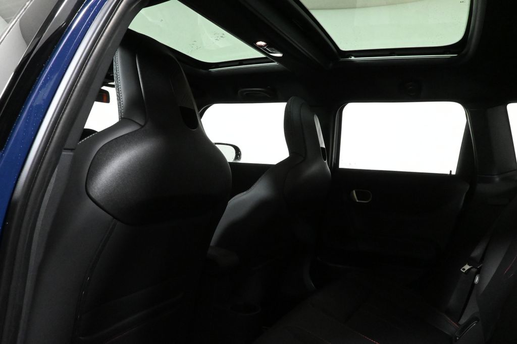 Thumbnail: 2026 MINI Cooper - 31