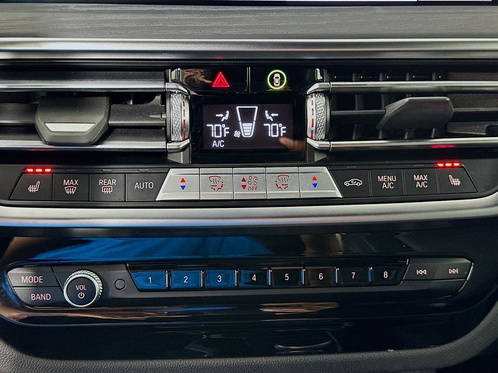 Thumbnail: 2023 BMW X3 - 16