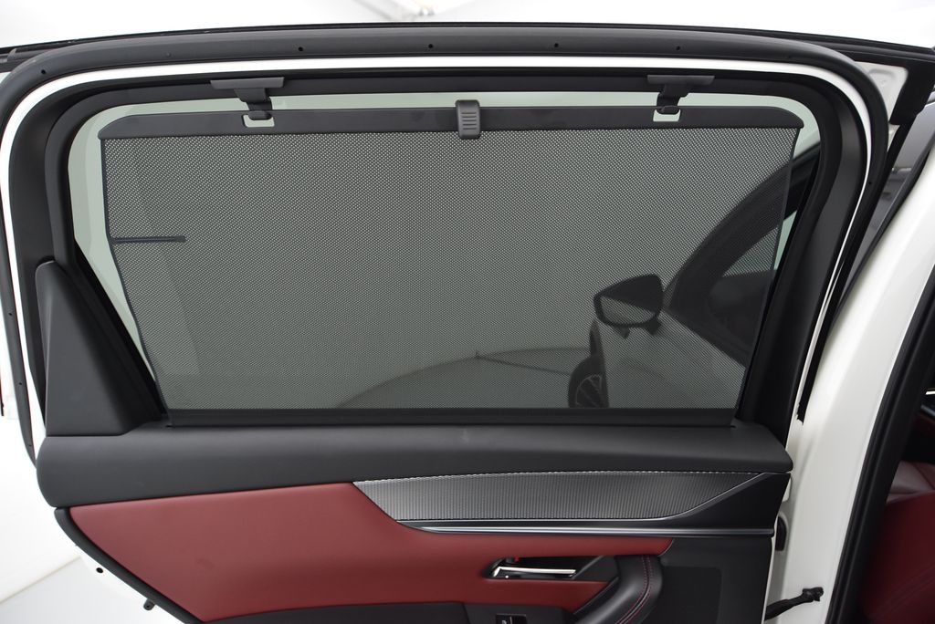 2025 Mazda CX-70 PHEV Premium Plus photo