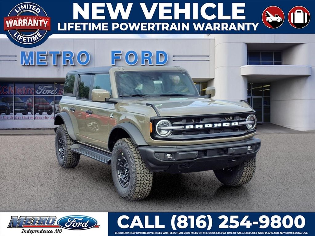 2026 Ford Bronco Outer Banks