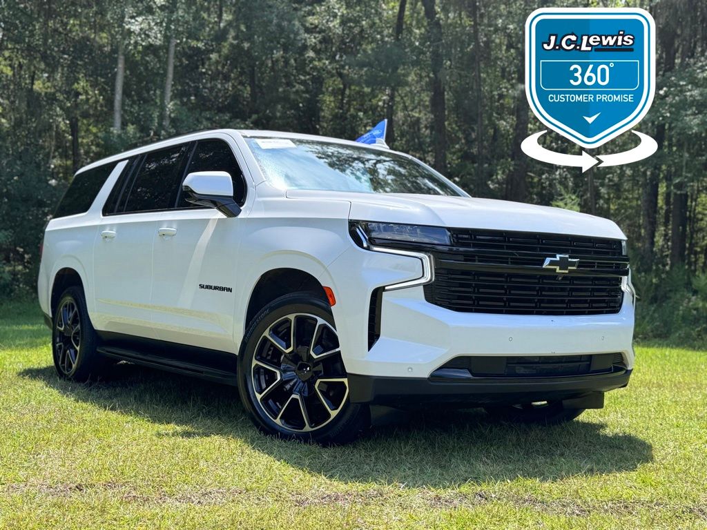 2023 Chevrolet Suburban RST