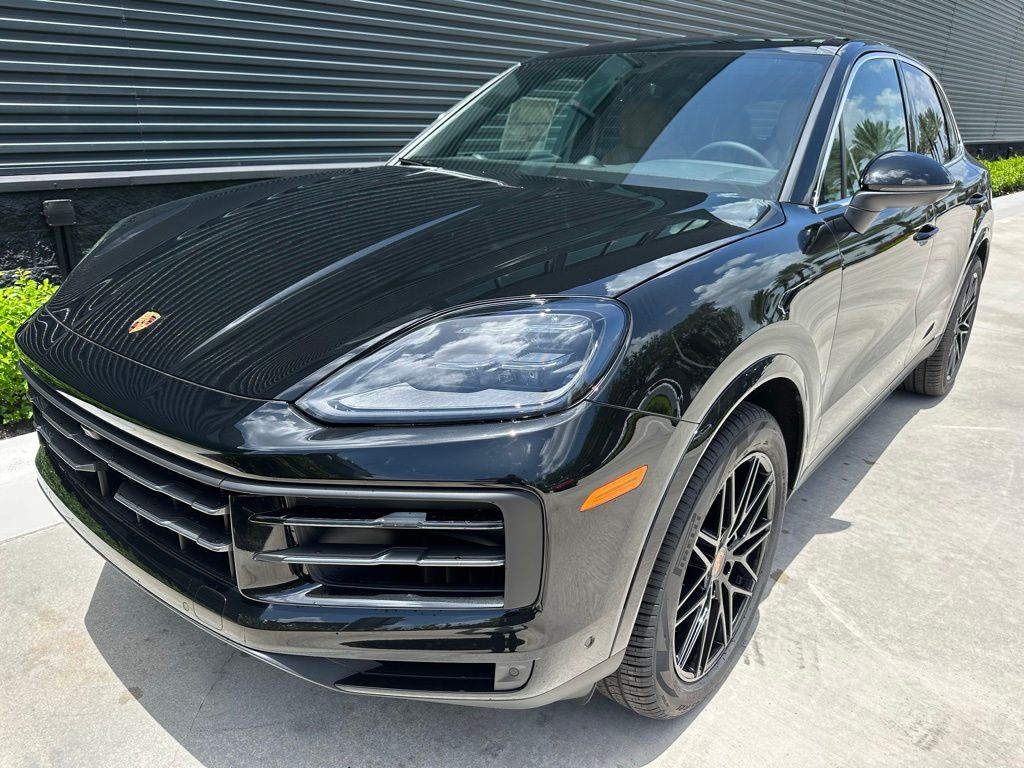 Thumbnail: 2025 Porsche Cayenne - 6