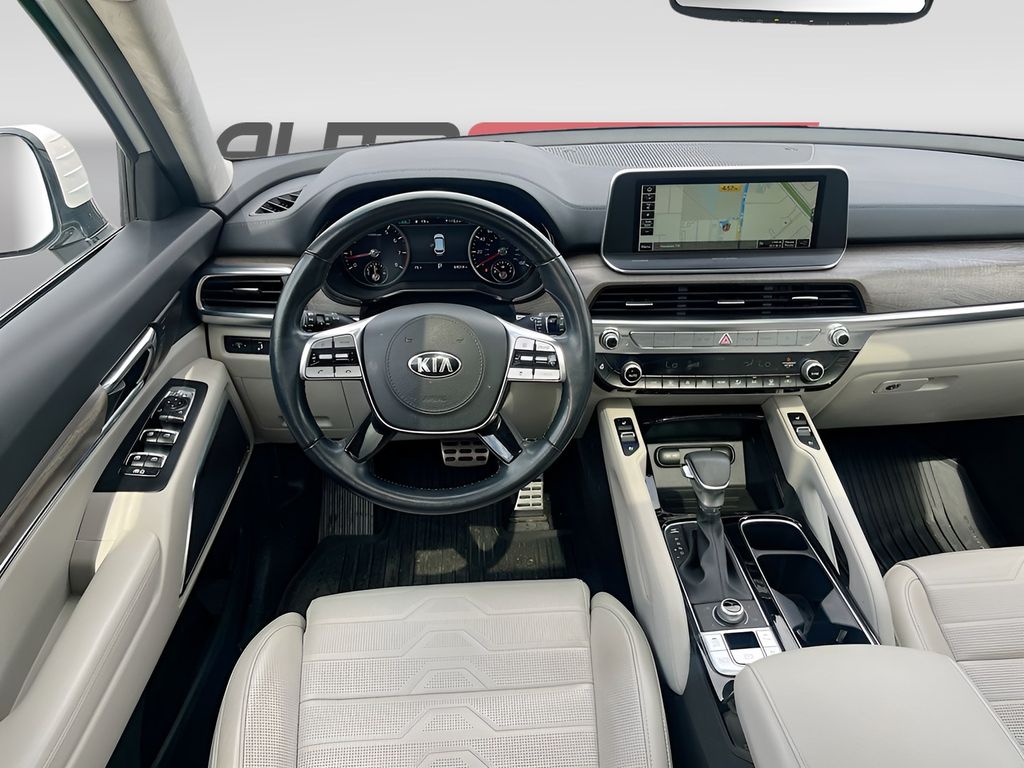 Used 2020 White Kia SX image 24