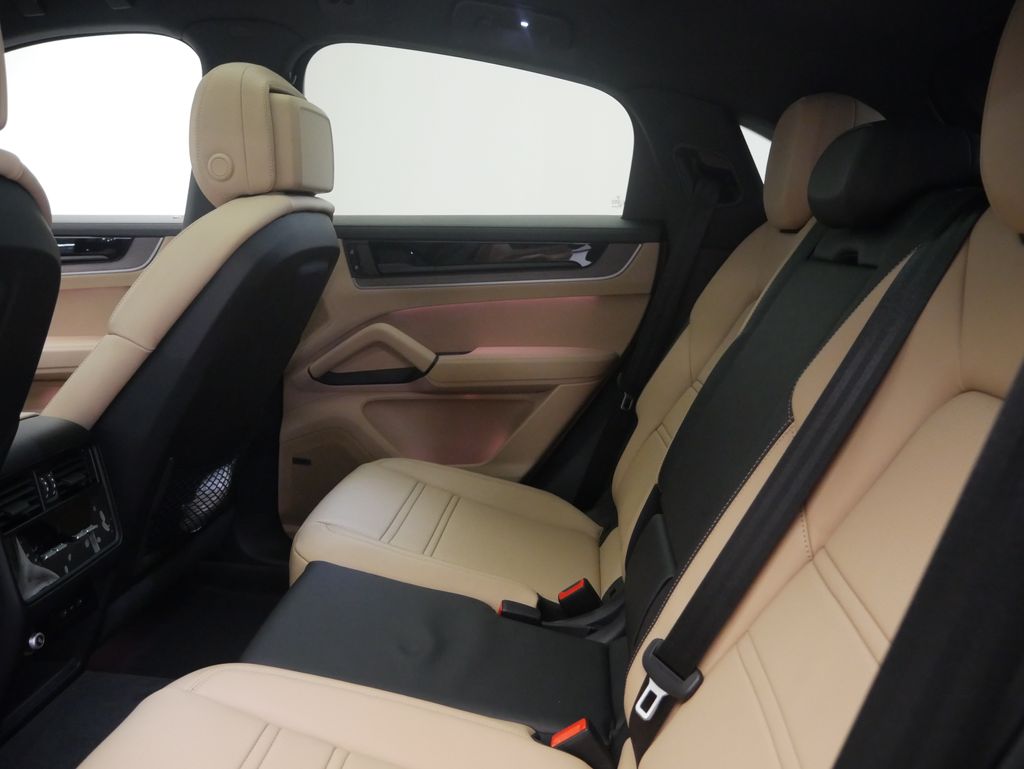 Thumbnail: 2026 Porsche  - 24