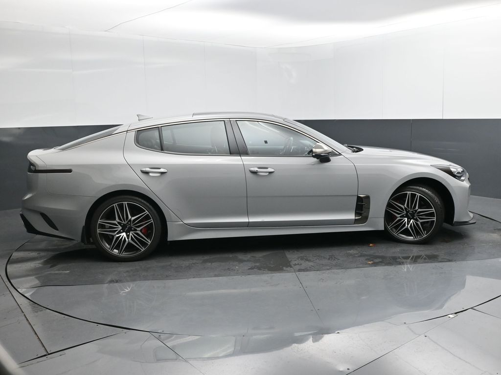 2023 Kia Stinger GT2