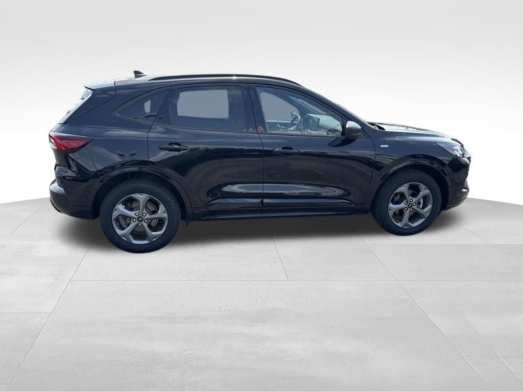 Used 2024 Ford Escape SUV
