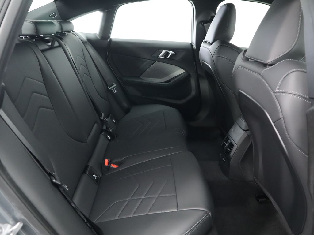 Thumbnail: 2026 BMW 2 Series - 23