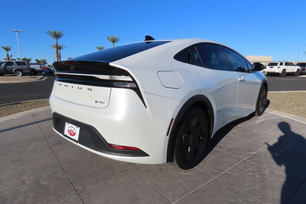 Thumbnail: 2026 Toyota Prius - 5