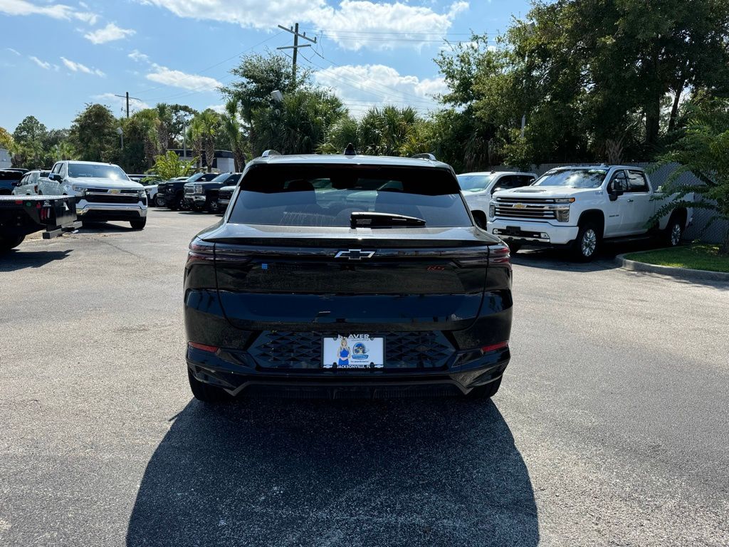 2024 Chevrolet Equinox EV RS 8