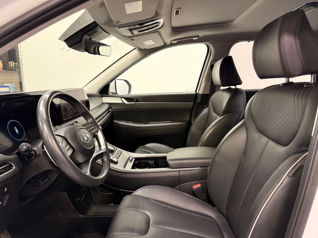 Thumbnail: 2023 Hyundai Palisade - 10