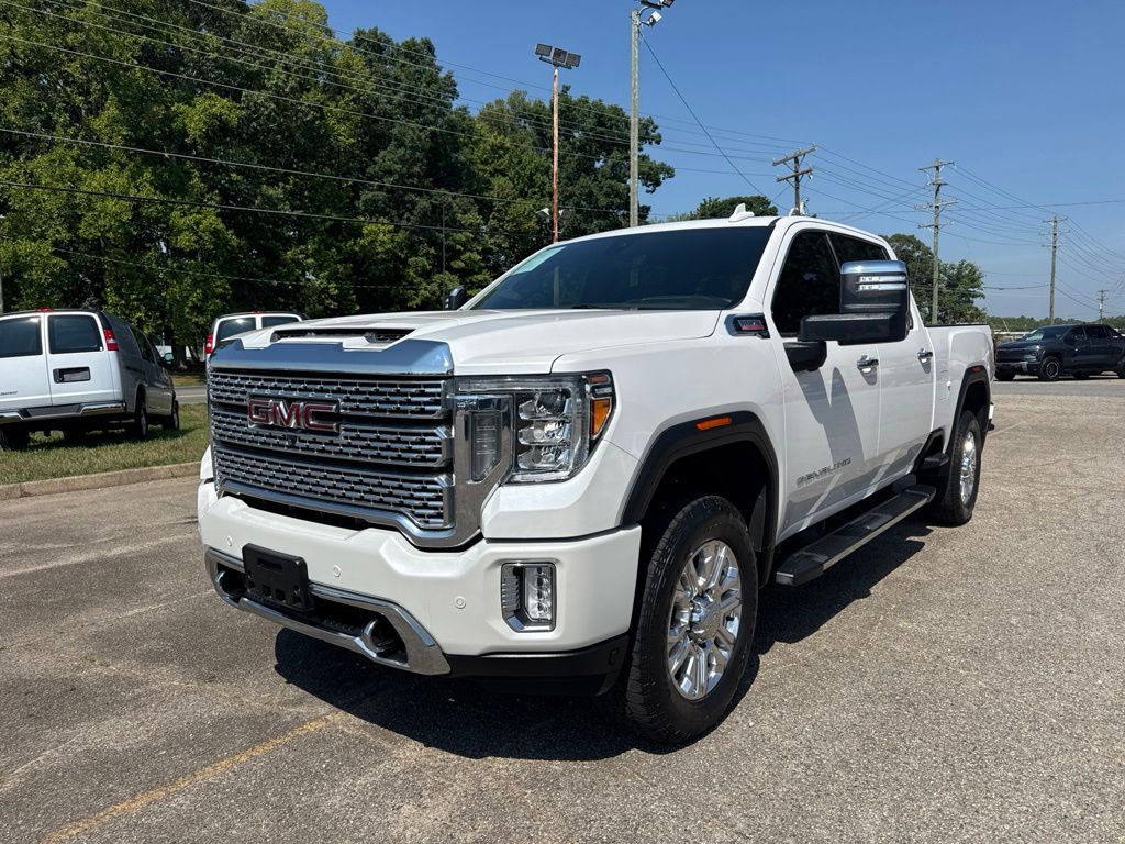 White Frost Tricoat 2020 GMC Sierra 2500HD Pickup Truck Four-Wheel Drive Automatic