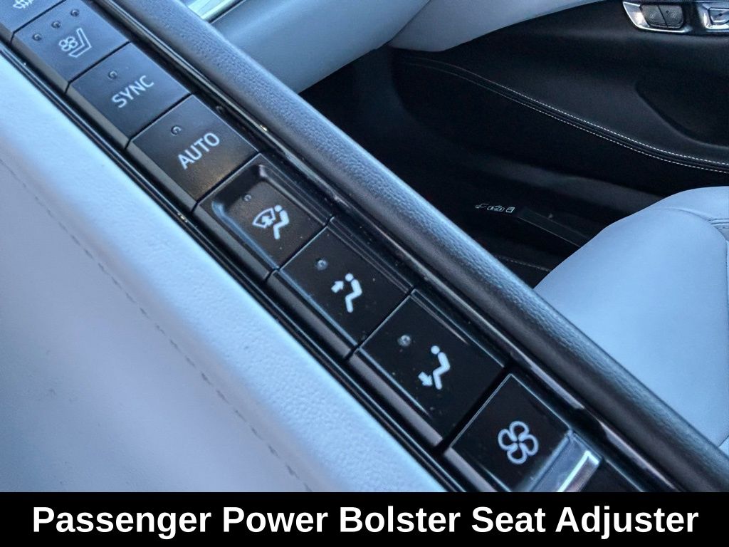 Used 2025 Black Chevrolet Stingray image 26