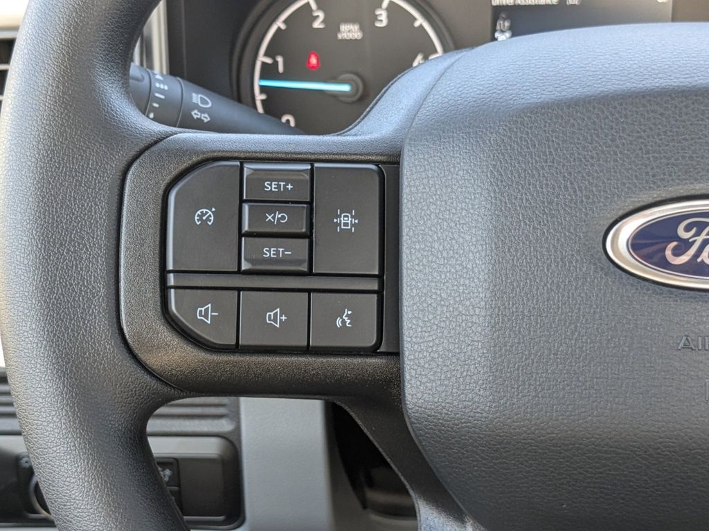 2025 Ford F-600 Chassis XL