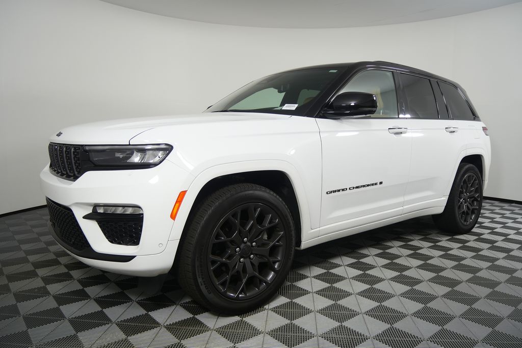 Thumbnail: 2025 Jeep Grand Cherokee - 8