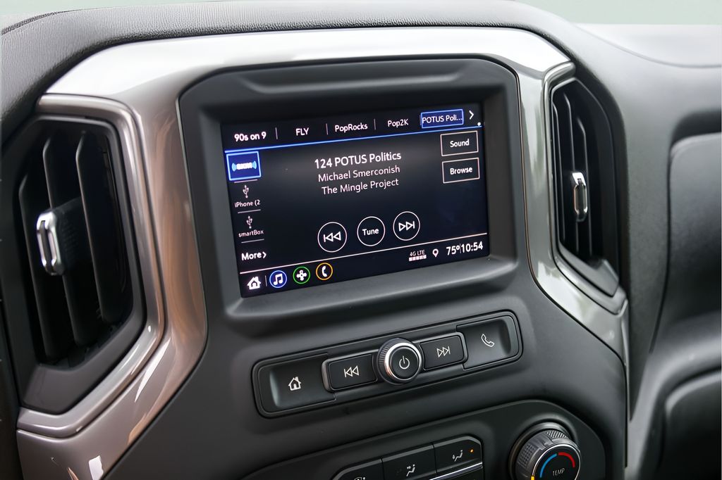 Used Car 2021 Chevrolet Silverado 1500  Custom For Sale Under $35,000 In Austin, Texas