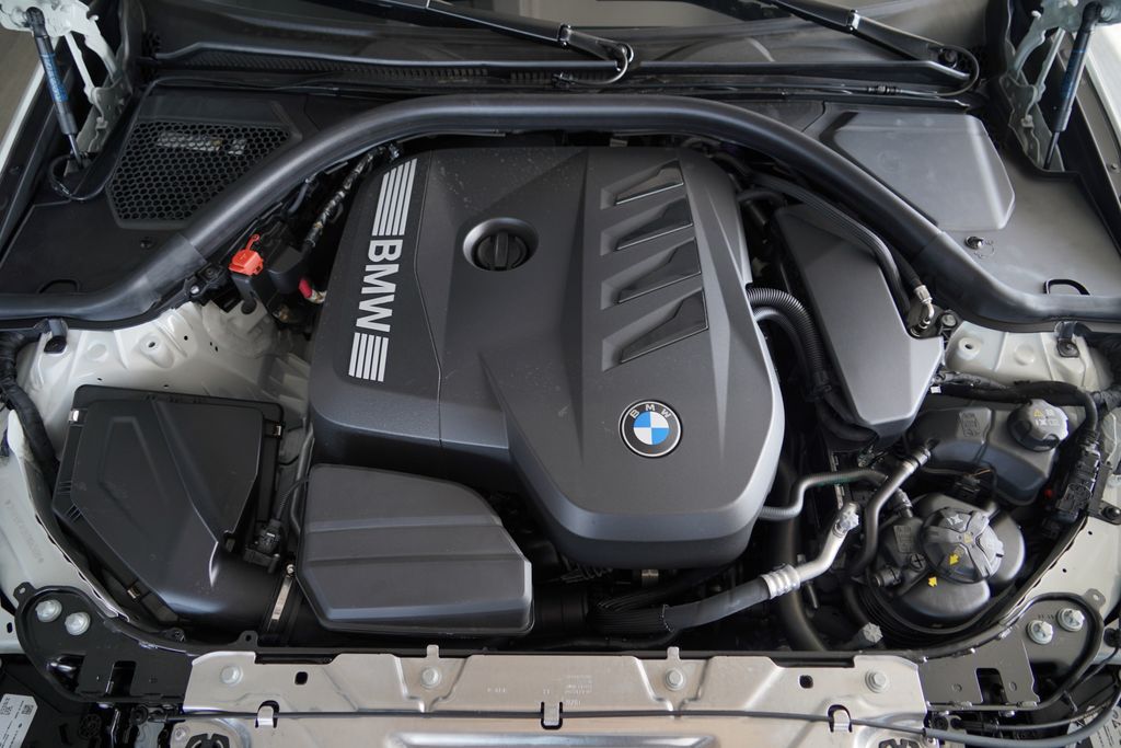 Thumbnail: 2026 BMW 3 Series - 21