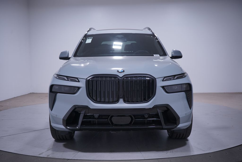 2025 BMW X7 xDrive40i 4