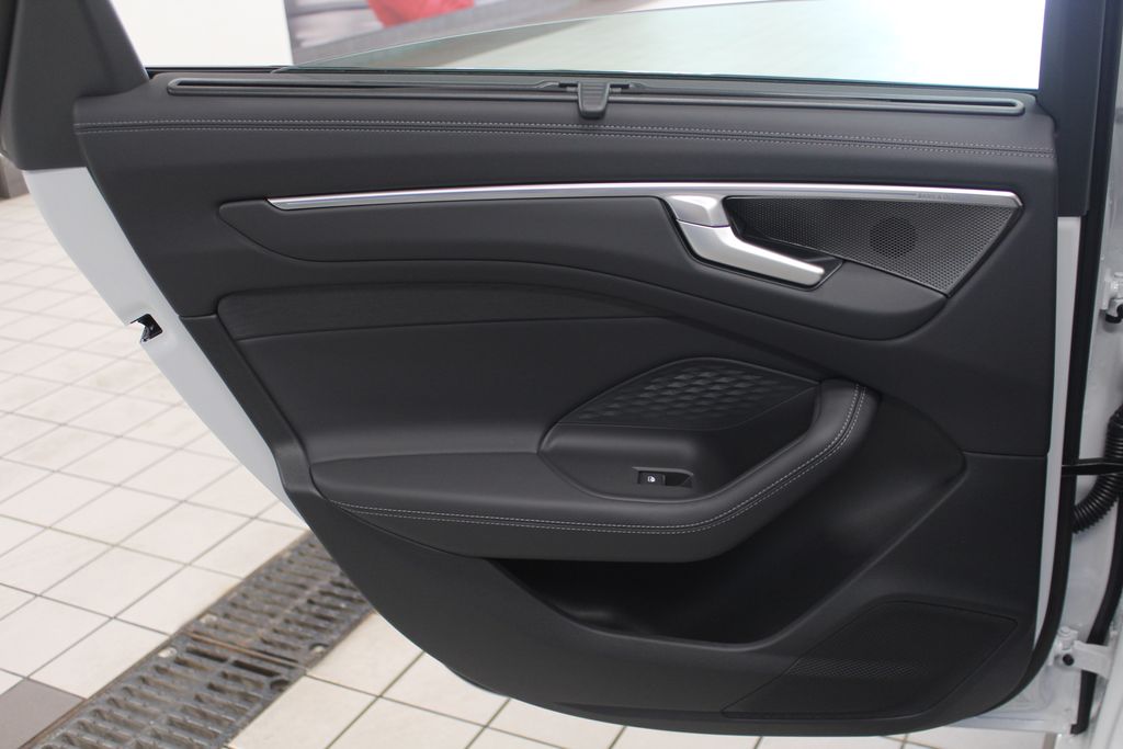 Thumbnail: 2026 Audi A6 - 30