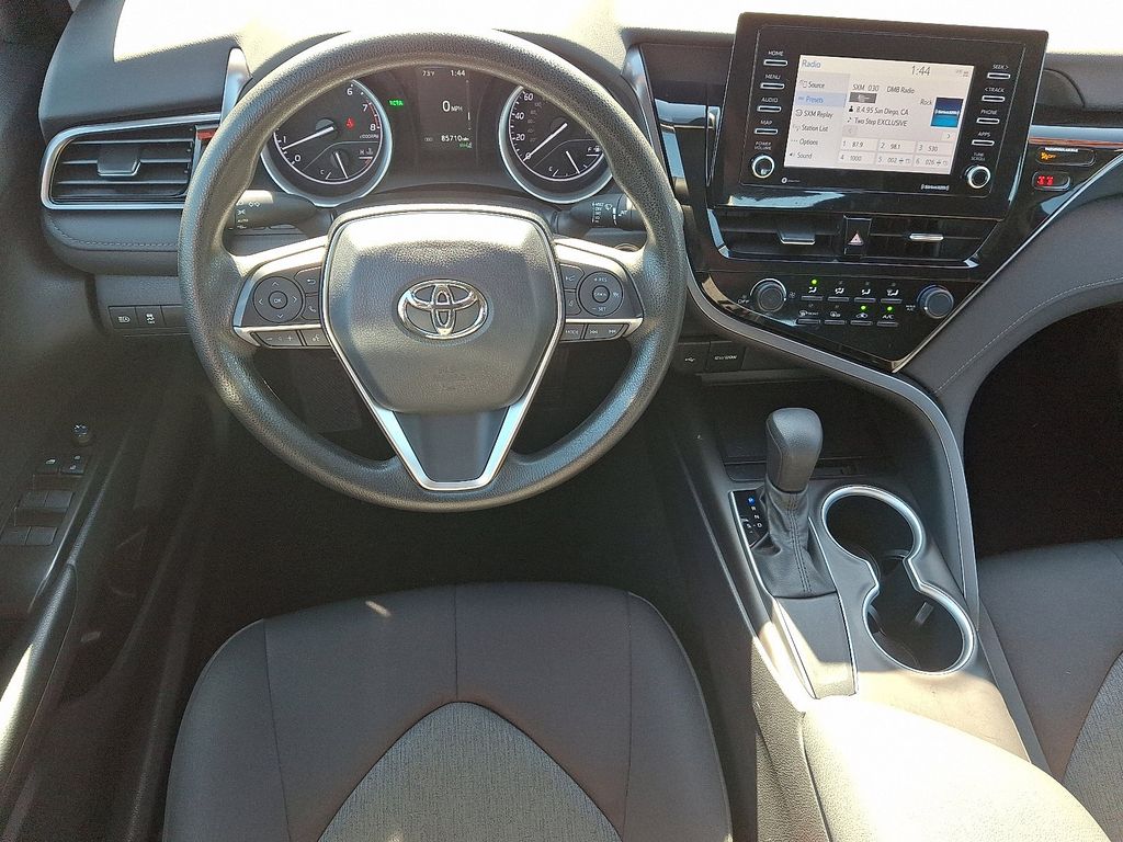 Thumbnail: 2021 Toyota Camry - 11