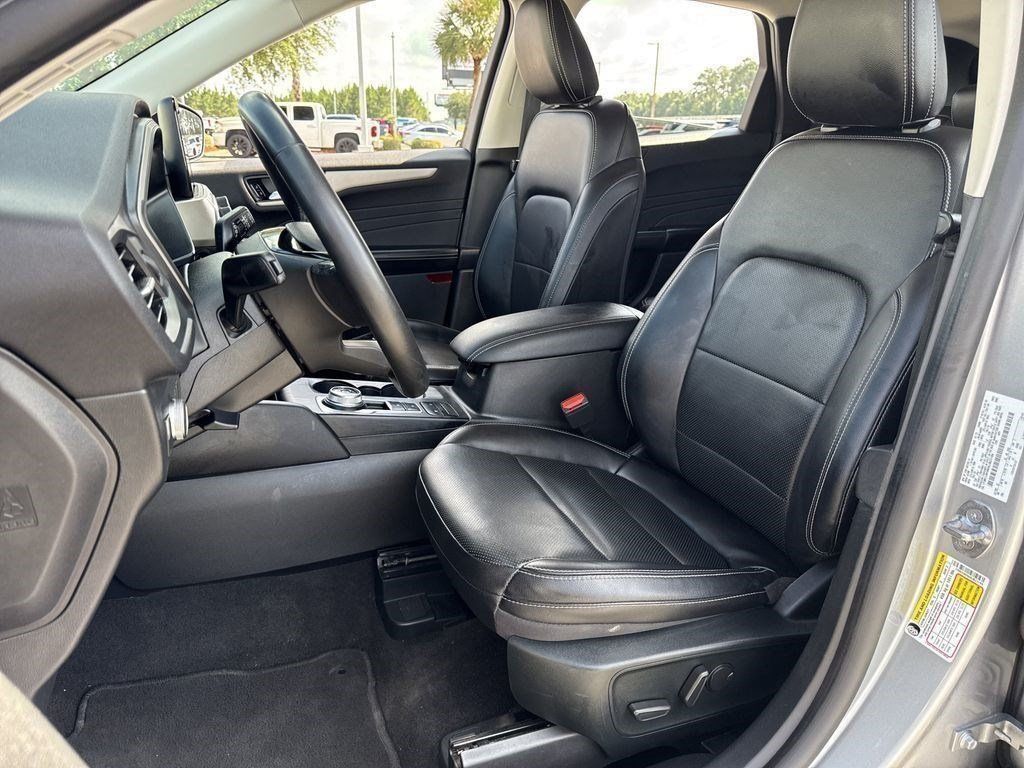 Used 2022 Ford Escape SUV