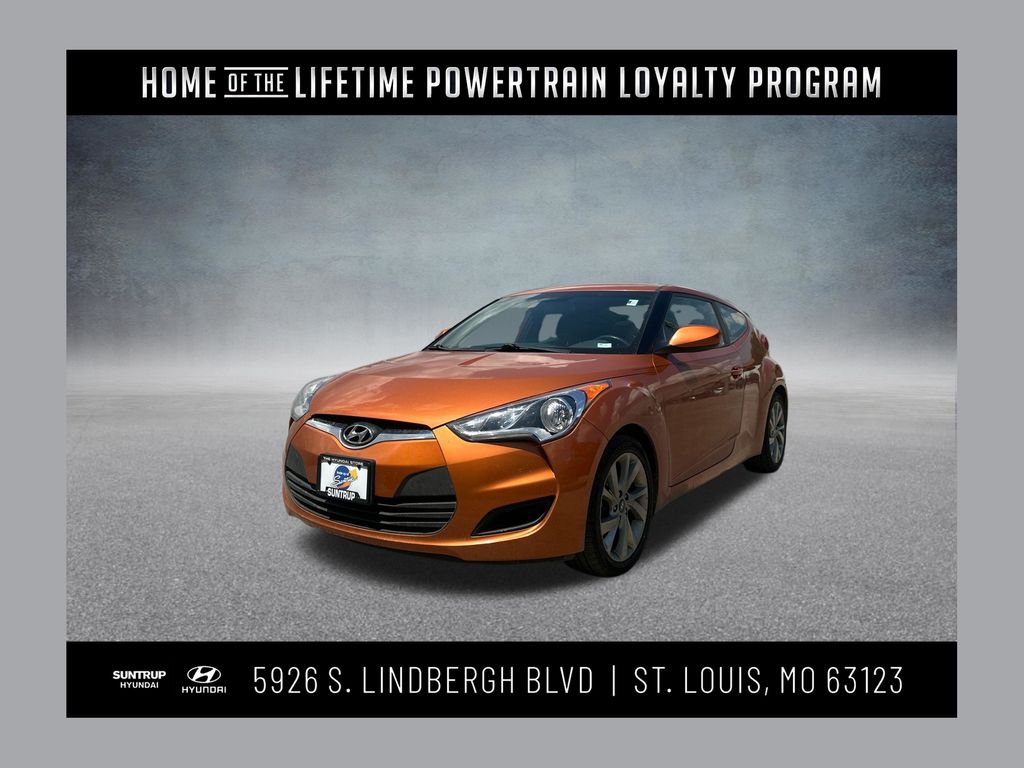 2016 Hyundai Veloster FWD with Yellow Accent Interior