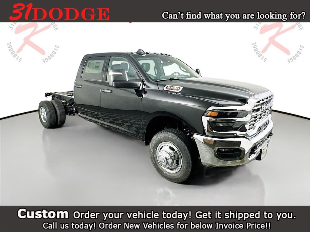 2026 RAM 3500 Chassis Tradesman Crew Cab LB DRW 4WD
