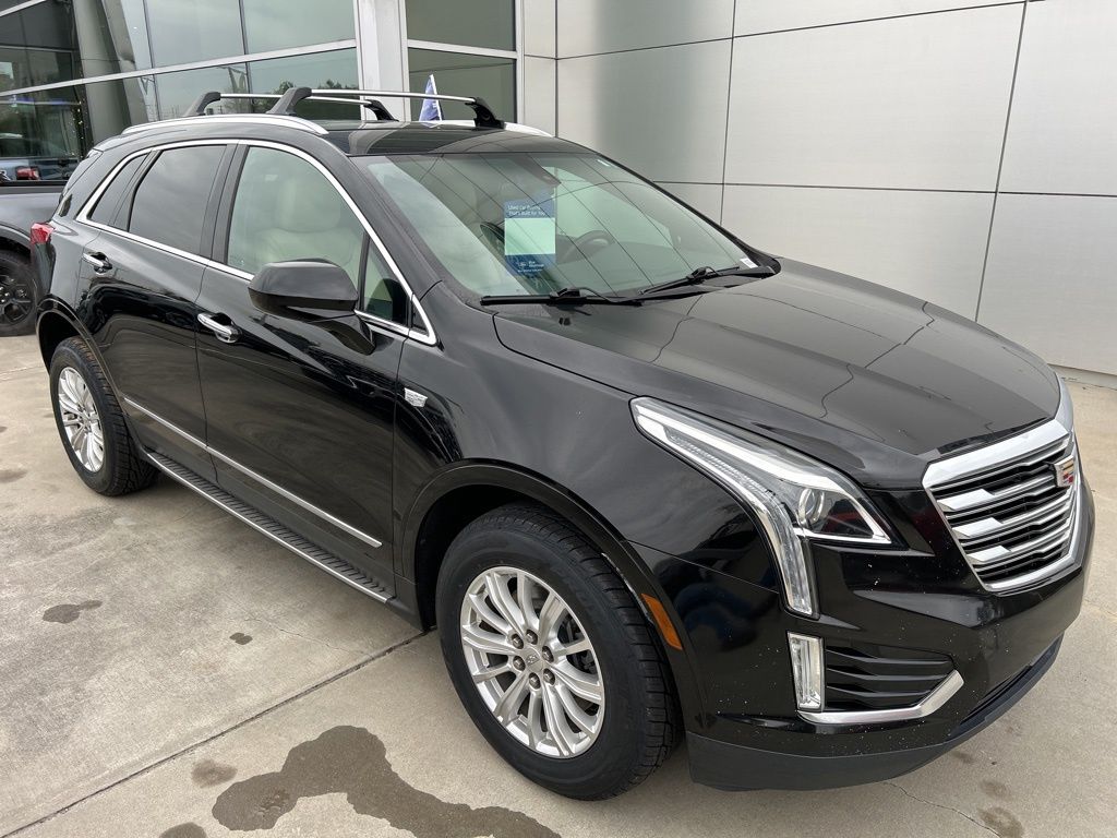 2017 Cadillac XT5 Standard