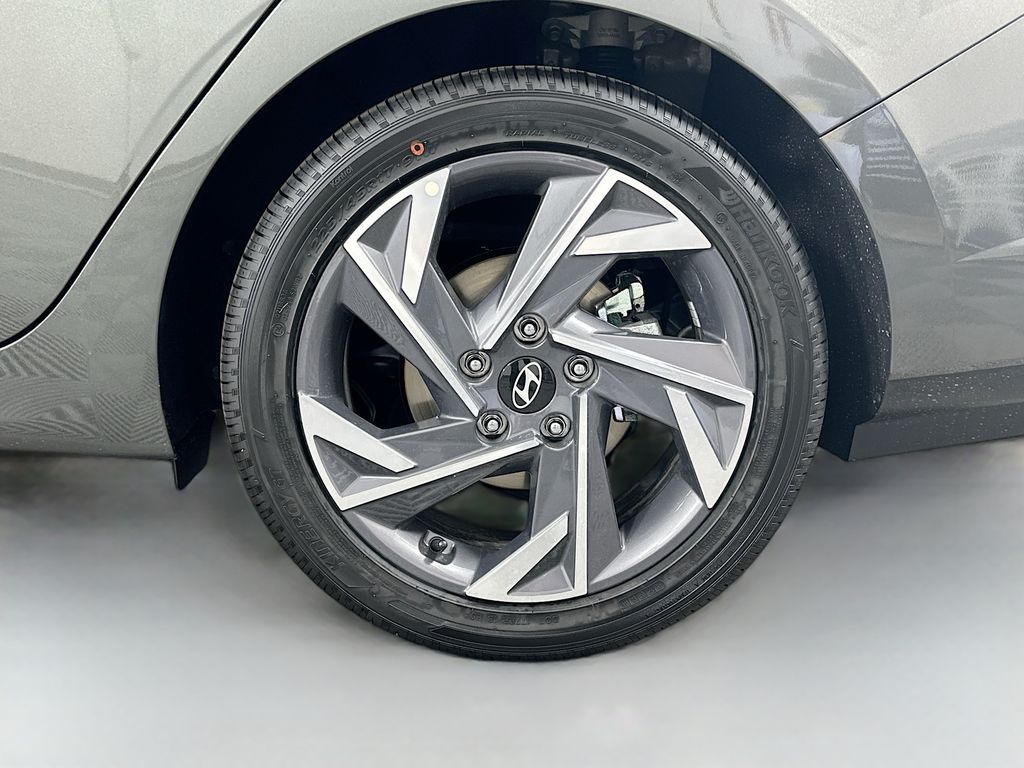 Thumbnail: 2025 Hyundai Elantra - 22