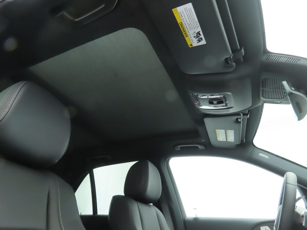 Thumbnail: 2026 Mercedes-Benz GLE - 18