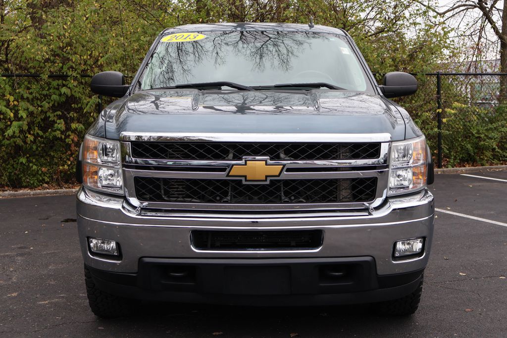 2013 Chevrolet Silverado 2500 LT 2