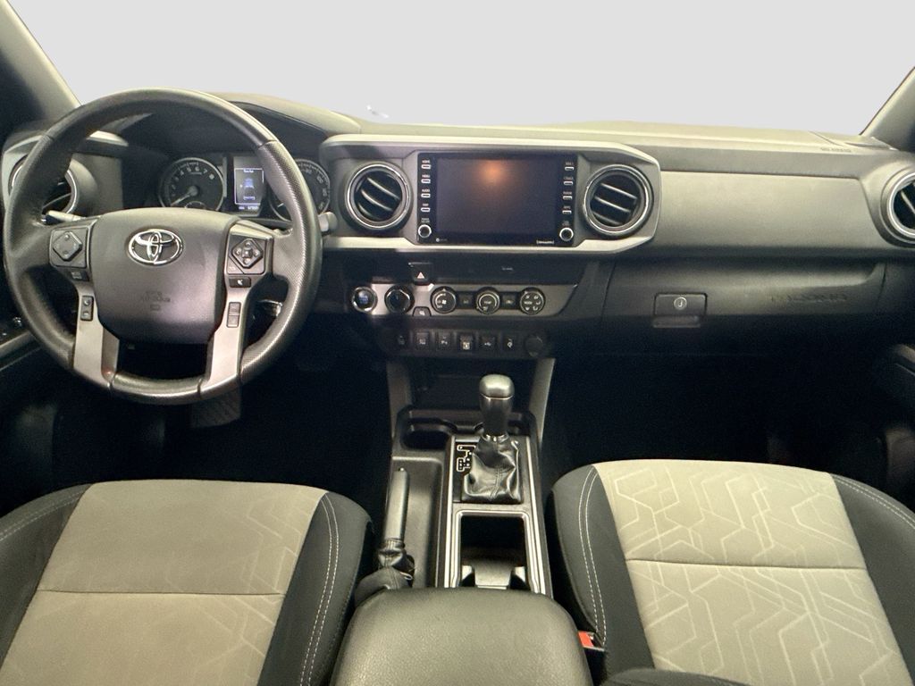 Thumbnail: 2020 Toyota Tacoma - 13
